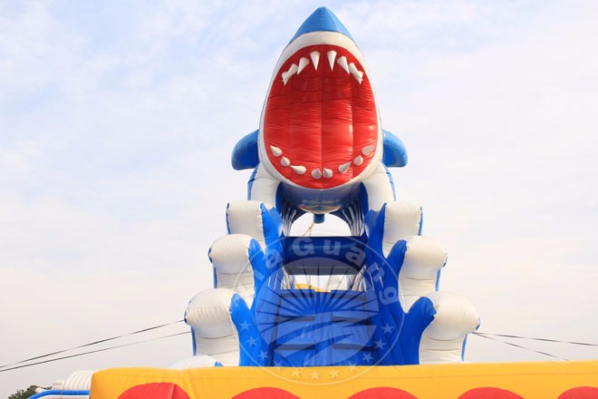 广州鲨鱼水滑梯